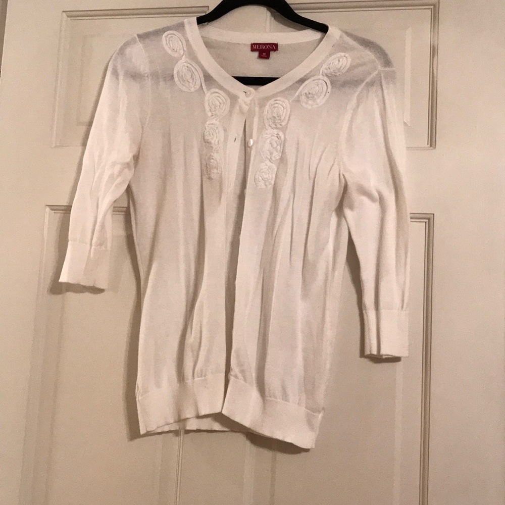 White thin sweater with floral design